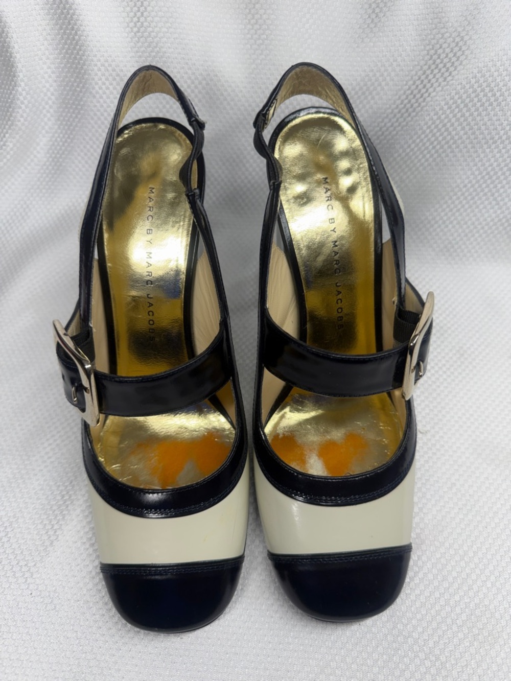Marc by Marc Jacobs Black and Cream Two-Tone Slingback Block Heels - Size (37) 7 - Picture 3 of 6